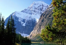 熊猫体育：2025年世界球会杯抽签揭晓 曼市和尤文图斯同组.